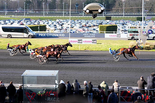 Photo d'arrivée de la course pmu PRIX CITIZEN KID (PRIX D'EPINAY) à PARIS-VINCENNES le Dimanche 23 février 2025