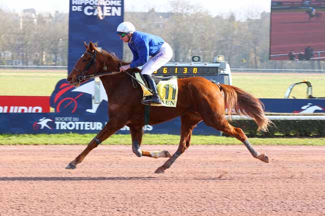 Photo d'arrivée de la course pmu PRIX DE GACE à CAEN le Lundi 3 mars 2025