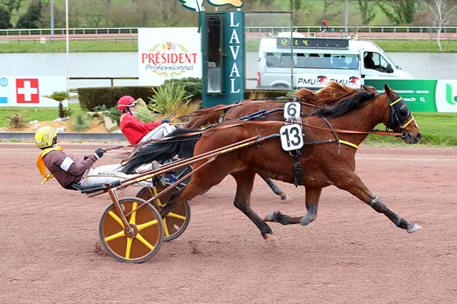 Arrivée quinté pmu GRAND PRIX CONSEIL DEPARTEMENTAL MAYENNE à LAVAL