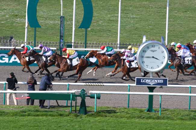 Photo d'arrivée de la course pmu PRIX DE MONTLOGNON à CHANTILLY le Jeudi 27 mars 2025
