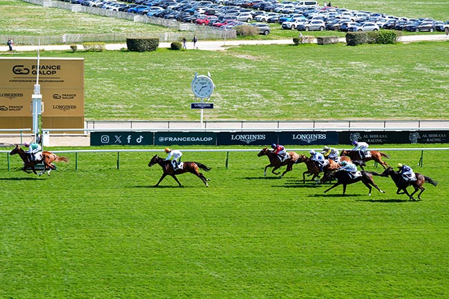 Photo d'arrivée de la course pmu PRIX DE CHAILLOT à LONGCHAMP le Dimanche 6 avril 2025
