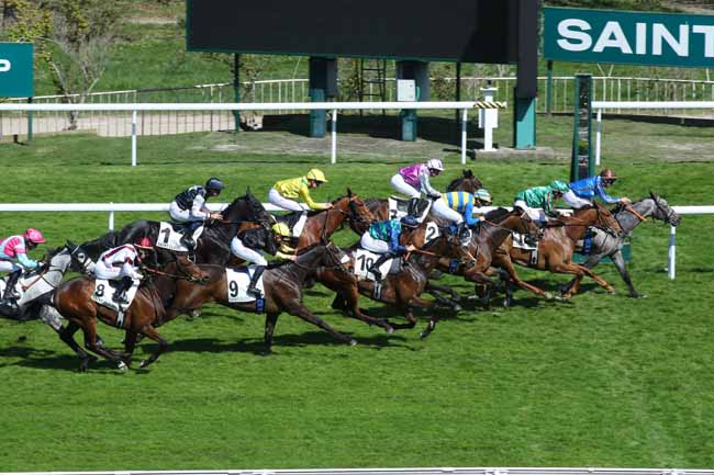 Photo d'arrivée de la course pmu PRIX DE HOUDAN à SAINT CLOUD le Vendredi 11 avril 2025