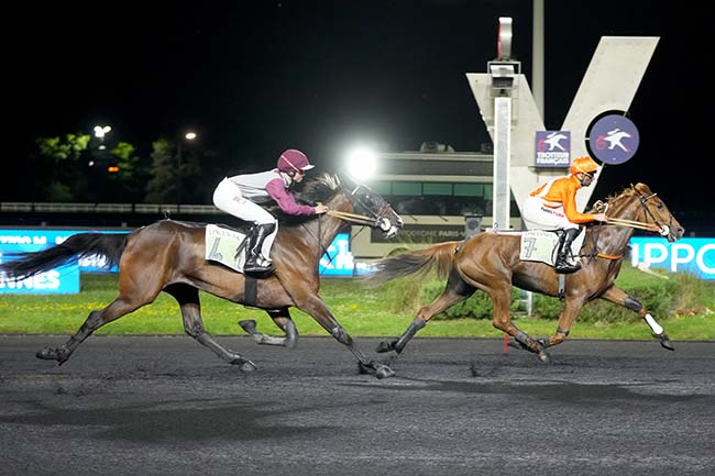 Photo d'arrivée de la course pmu PRIX ASIA à PARIS-VINCENNES le Vendredi 2 mai 2025